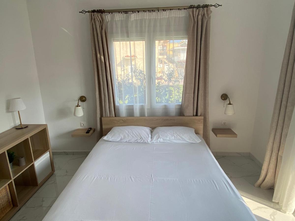 sofia guesthouse Nea Skioni Extérieur photo